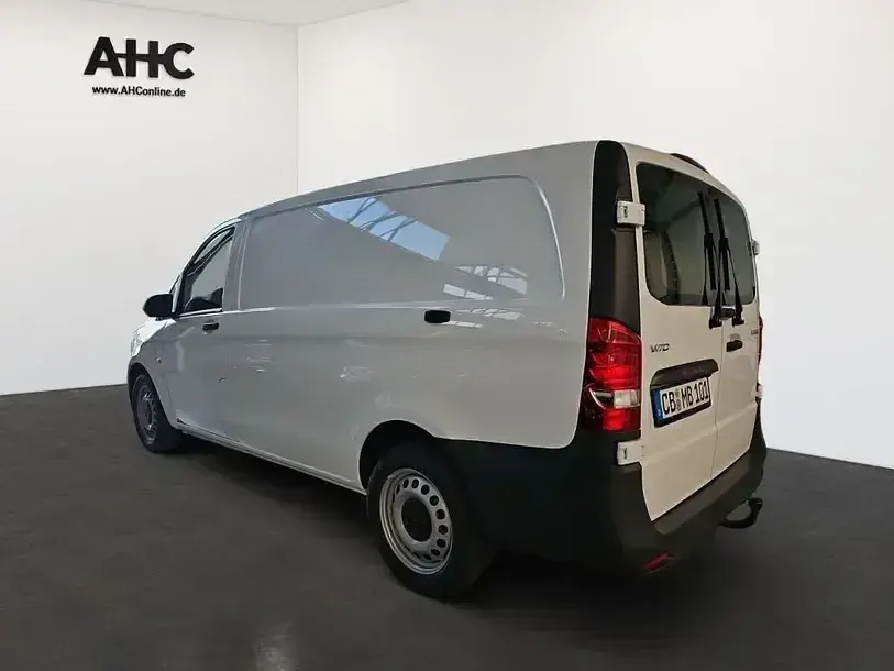 Gebraucht Mercedes Vito 190 PS (139 kW) 2025 Weiss Van
