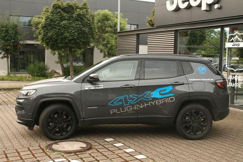 Gebraucht Jeep Compass 241 PS (177 kW) 2023 Grau SUV