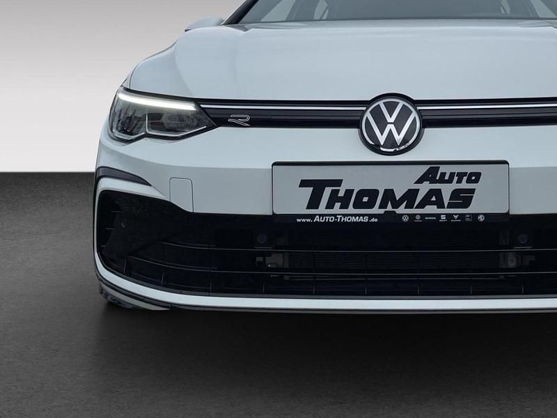 Gebraucht VW Golf VIII R-line 150 PS (110 kW) 2022 Pure white Limousine