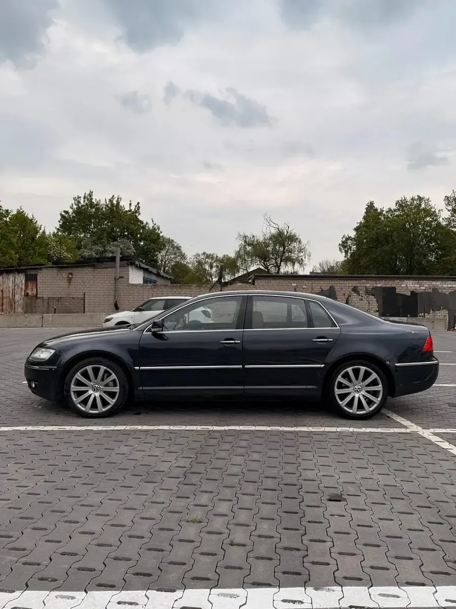 Usata VW Phaeton 224 CV (164 kW) 2006 Berlina