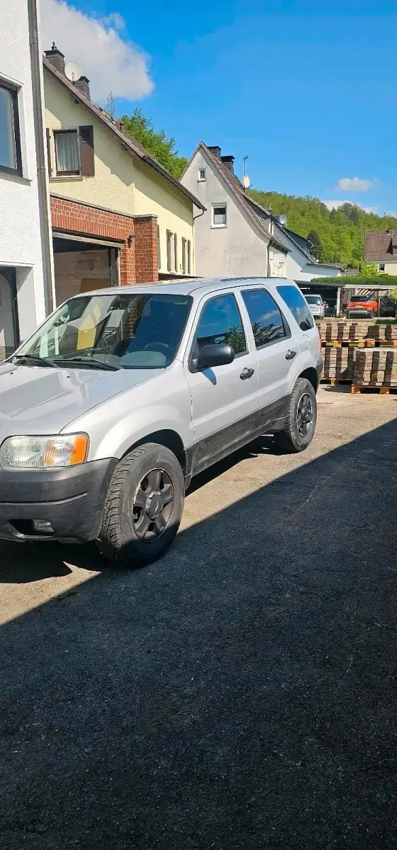 Gebraucht Ford Escape 197 PS (144 kW) 2003 Silber SUV