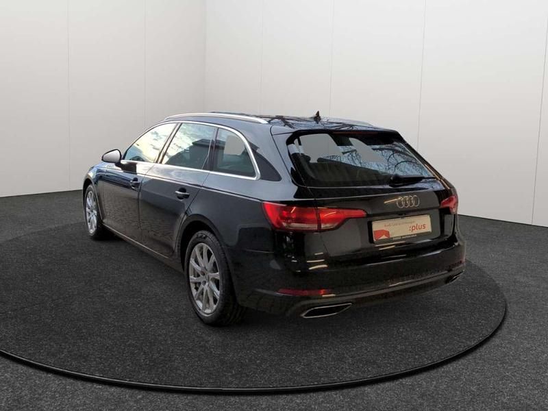 Gebraucht Audi A4 Comfort 150 PS (110 kW) 2019 Schwarz Kombi