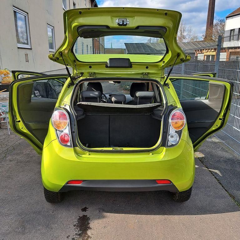 Gebraucht Chevrolet Spark LS 82 PS (60 kW) 2011 Grün Kleinwagen