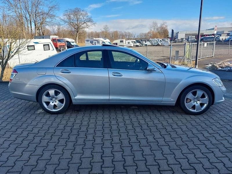 Gebraucht Mercedes S320 235 PS (172 kW) 2009 Iridiumsilber  metalliclack Limousine
