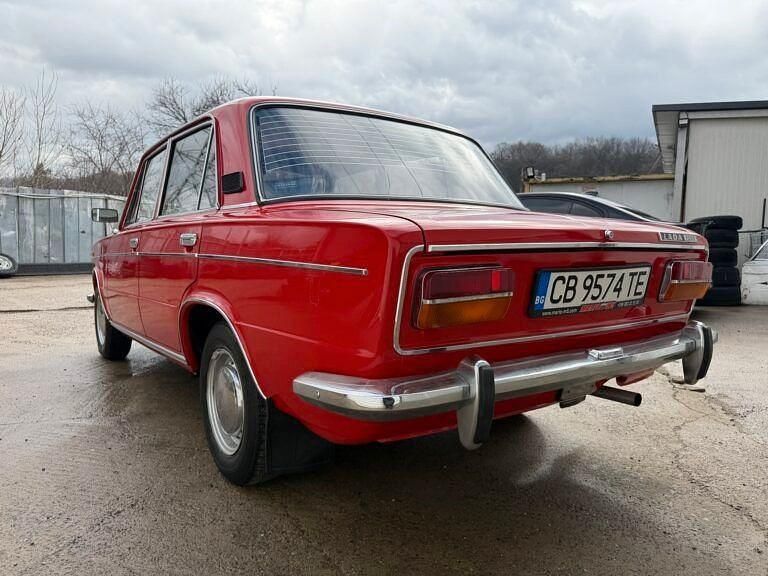 Gebraucht Lada 2103 75 PS (55 kW) 1982 Rot Limousine