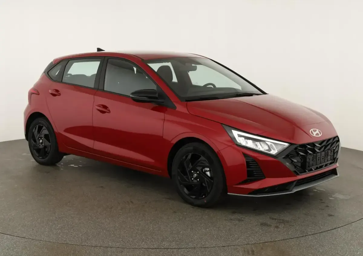 Neu Hyundai i20 GO! 90 PS (66 kW) 2026 Dragon red metallic Kleinwagen