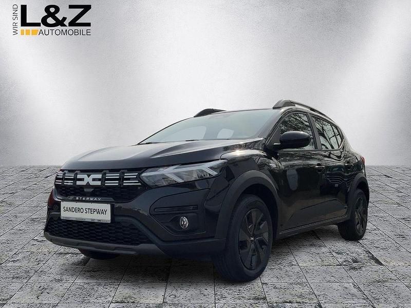 Perlmuttschwarz metallic Gebraucht 2025 Dacia Sandero Expression Kleinwagen | 18.780 € (Fairer Preis) - Bild 1/4