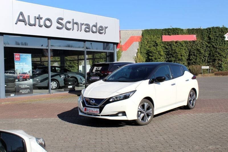 Gebraucht Nissan Leaf 110 kW (150 PS) 2022 Weiß Kleinwagen