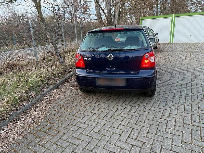 Gebraucht VW Polo 56 PS (41 kW) 2005 Blau Kleinwagen