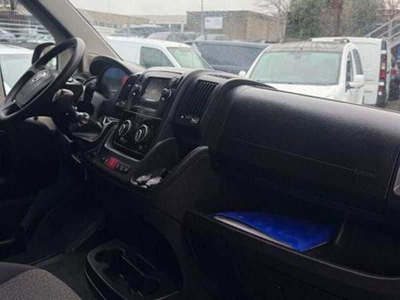 Gebraucht Fiat Ducato 120 PS (88 kW) 2021 Grau Van