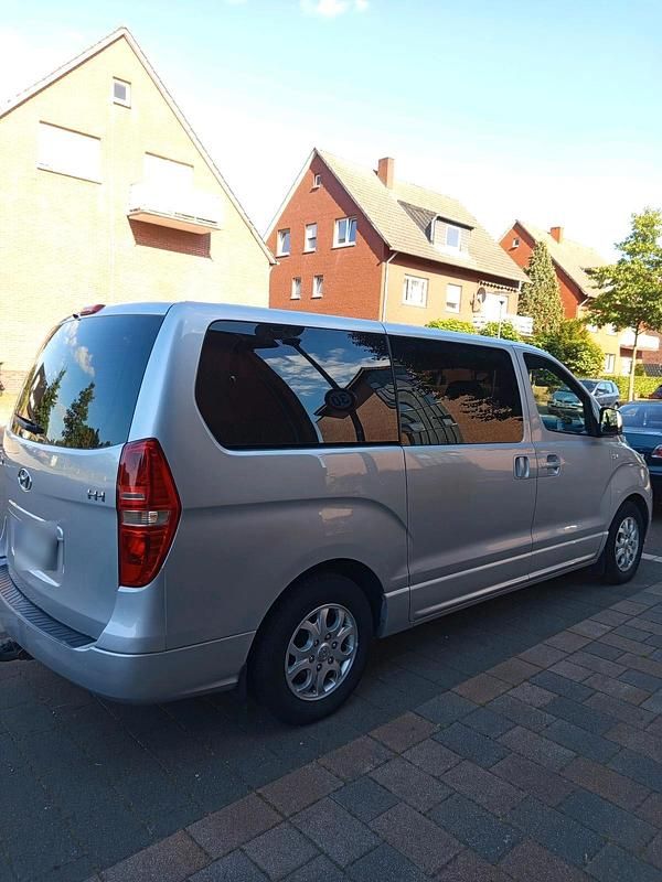 Gebraucht Hyundai H-1 2010 Van / Kleinbus