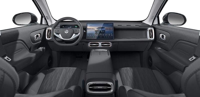 Neu Leapmotor B10 160 kW (218 PS) 2026 Light white SUV