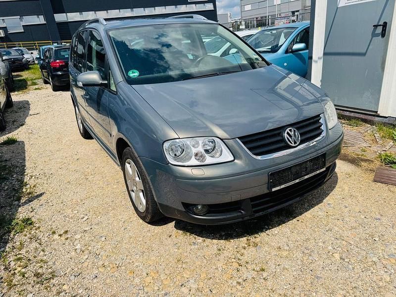 Grau Gebraucht 2003 VW Touran Highline Van / Kleinbus | 1.699 € (Guter Preis) - Bild 1/4