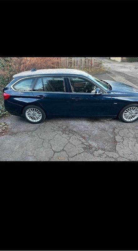 Gebraucht BMW 318 Luxury Line 150 PS (110 kW) 2016 Blau Kombi