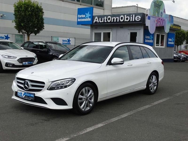 Polarweiss Gebraucht 2021 Mercedes C220 Avantgarde Kombi | 20.980 € (Superpreis) - Bild 1/4