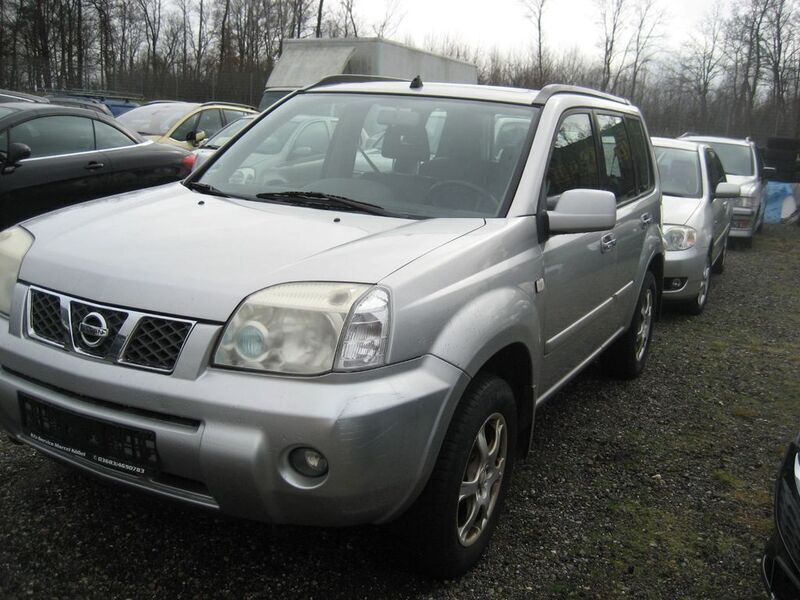 Gebraucht Nissan X-Trail 165 PS (121 kW) 2005 Silber SUV