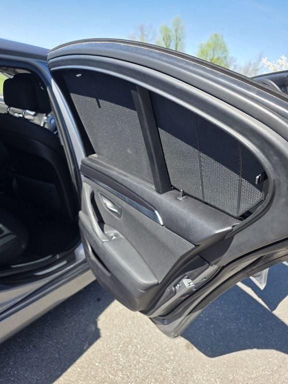 Gebraucht BMW 523 204 PS (150 kW) 2011 Grau Limousine