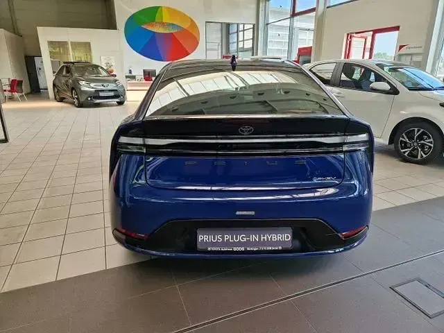 Neu Toyota Prius Executive 151 PS (111 kW) 2025 Blau Kleinwagen