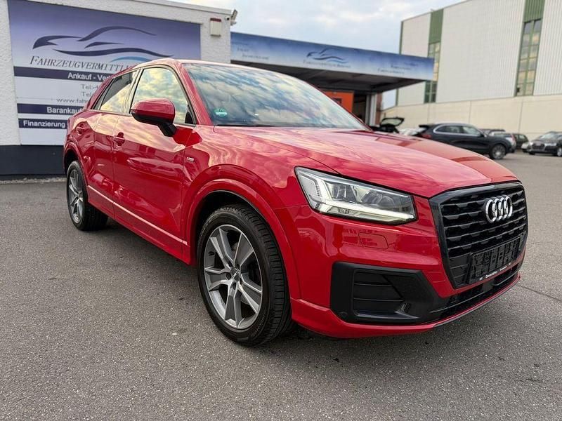 Gebraucht Audi Q2 S-Line 150 PS (110 kW) 2020 Rot SUV