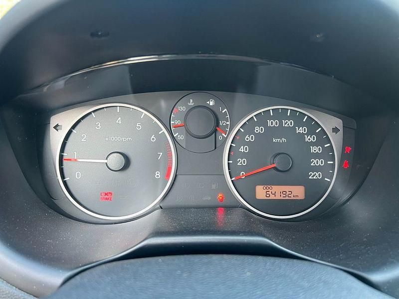 Gebraucht Hyundai i20 Classic 77 PS (56 kW) 2009 Silber Kleinwagen