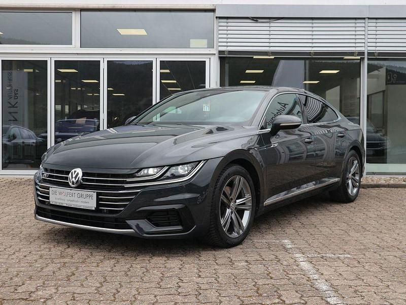 Gebraucht VW Arteon R-line 150 PS (110 kW) 2019 Uranograu Kleinwagen
