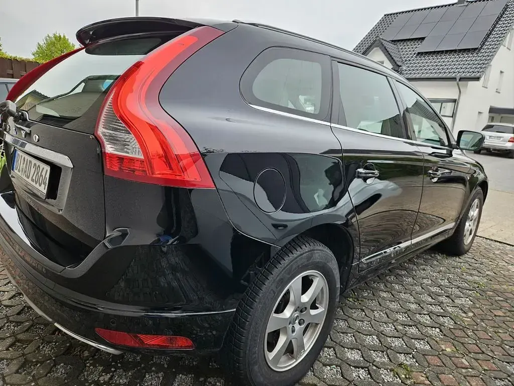 Usata Volvo XC60 Summum 190 CV (139 kW) 2017 Nero SUV