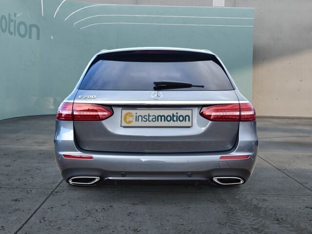 Gebraucht Mercedes E200 AMG line 197 PS (144 kW) 2022 Grau Kombi
