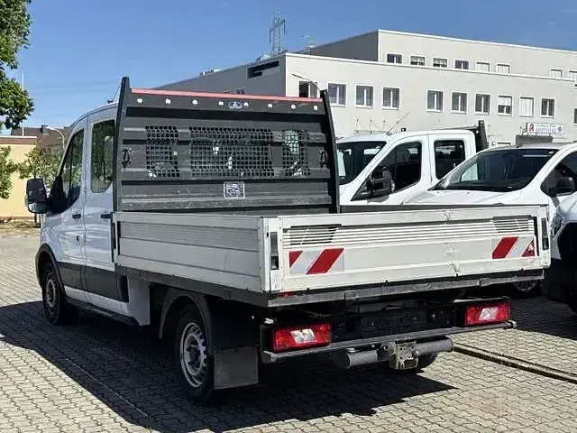 Używany Ford Transit 131 KM (96 kW) 2022 Biały Van