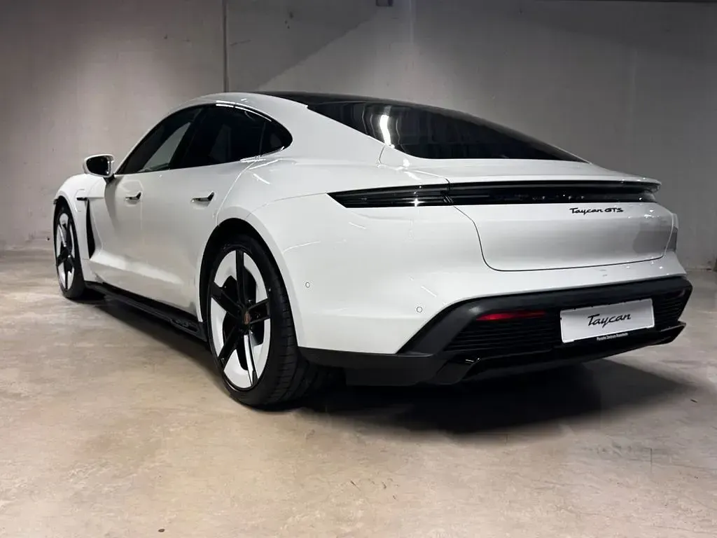 Neu Porsche Taycan GTS 514 kW (700 PS) 2025 Weiß Limousine