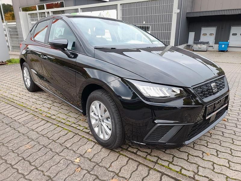 Neu Seat Ibiza Style 95 PS (69 kW) 2025 Schwarz Limousine