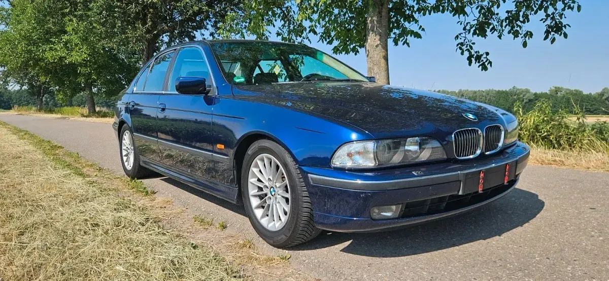 Gebraucht BMW 528 193 PS (141 kW) 1998 Blau Limousine