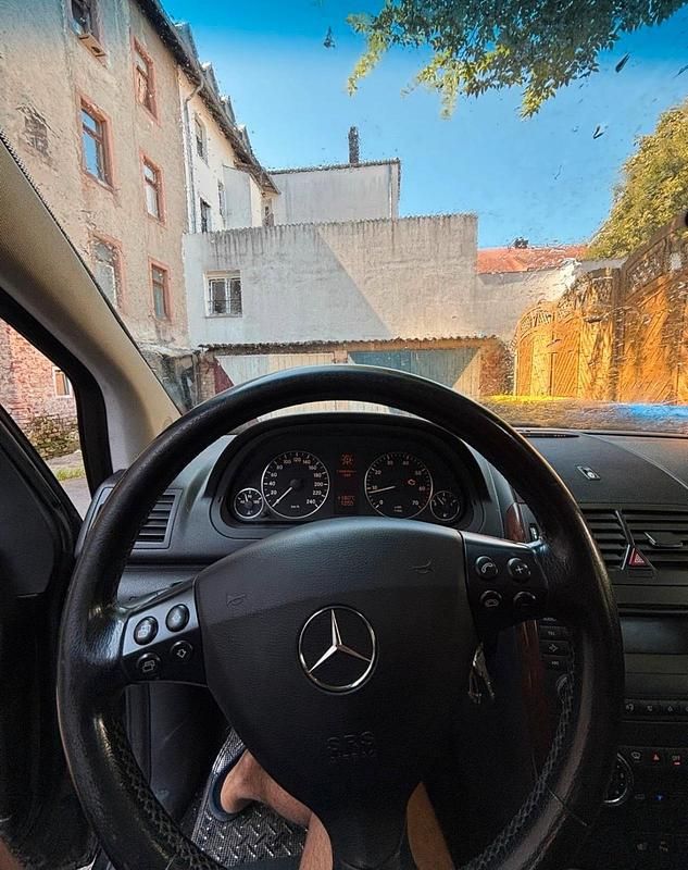 Gebraucht Mercedes A200 136 PS (100 kW) 2004 Schwarz Kleinwagen