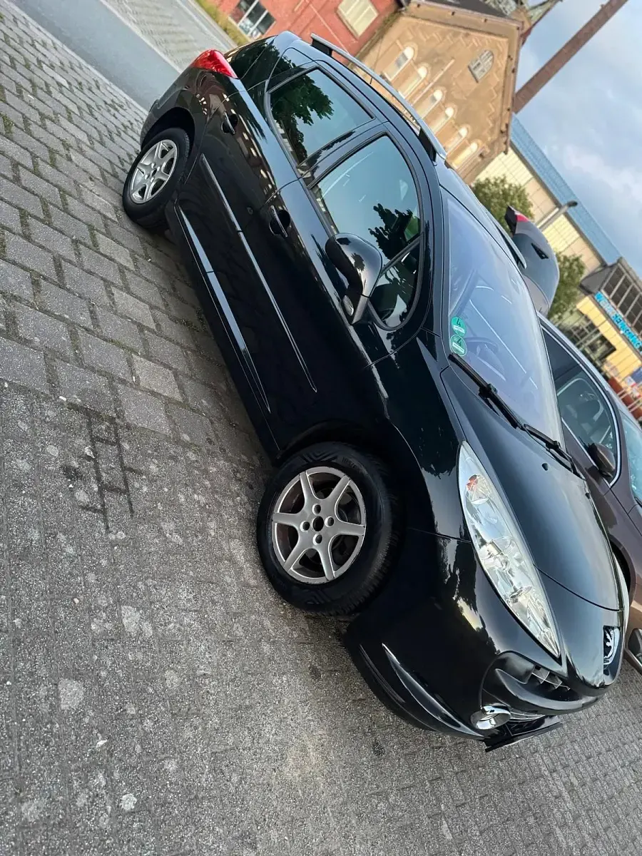 Gebraucht Peugeot 207 95 PS (69 kW) 2008 Schwarz Kombi