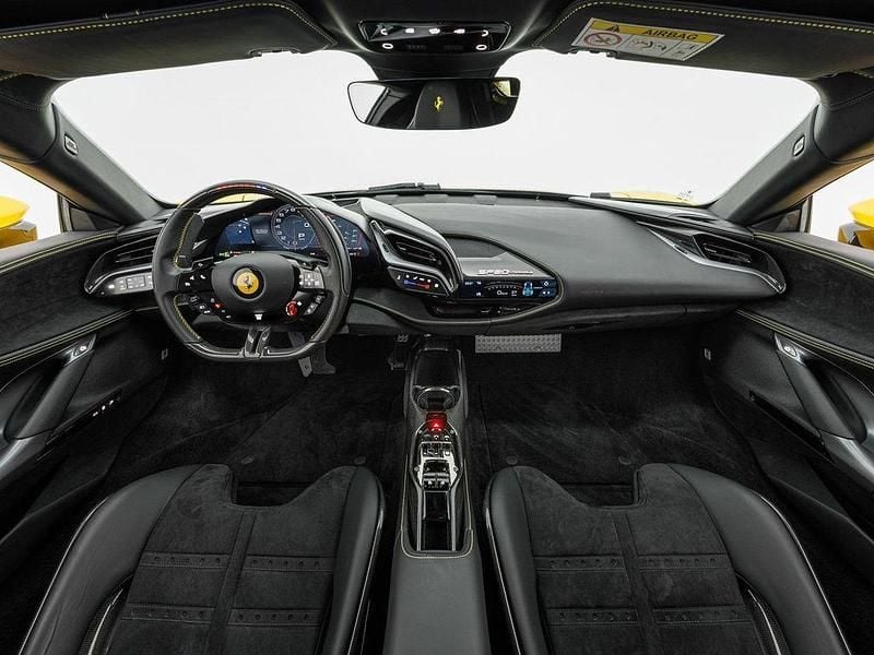 Gebraucht Ferrari SF90 999 PS (734 kW) 2021 Gelb Coupé