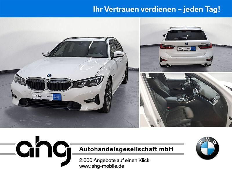 Weiß Gebraucht 2021 BMW 320e Sport Line Kombi | 25.930 € (Teuer) - Bild 1/3