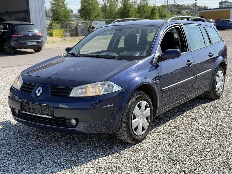 Blau Gebraucht 2006 Renault Mégane II Avantage Limousine | 3.800 € (Teuer) - Bild 1/4