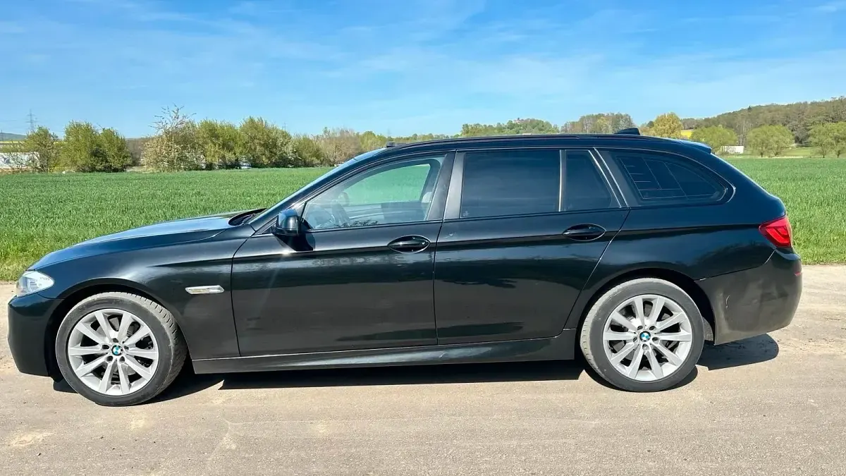 Używany BMW 535 313 KM (230 kW) 2013 Czarny Sedan/Limuzyna