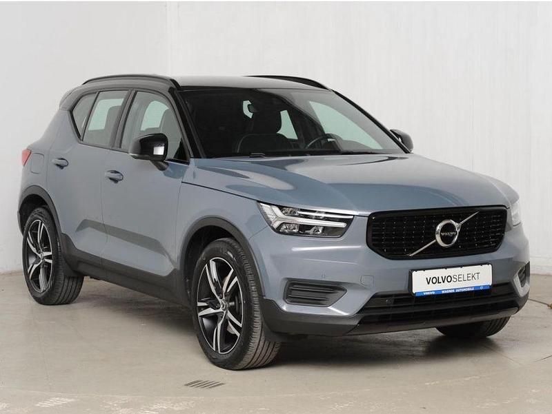 Grau Gebraucht 2019 Volvo XC40 Momentum SUV | 20.500 € (Fairer Preis) - Bild 1/1