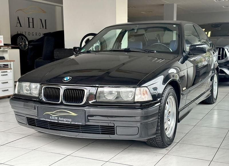Schwarz Gebraucht 2000 BMW 316 Compact Kleinwagen | 3.390 € (Teuer) - Bild 1/4