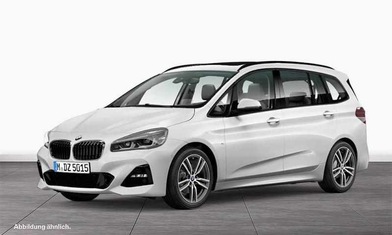 Mineralweiß Gebraucht 2022 BMW 220 Gran Tourer M Sport Van / Kleinbus | 31.580 € (Etwas zu teuer) - Bild 1/3