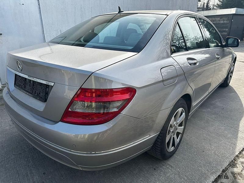 Gebraucht Mercedes C200 184 PS (135 kW) 2007 Grau Limousine