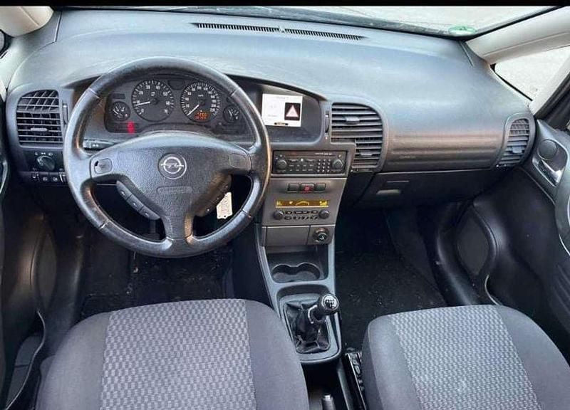 Gebraucht Opel Zafira Njoy 125 PS (91 kW) 2005 Van / Kleinbus