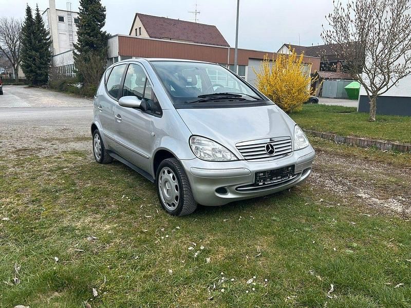 Gebraucht Mercedes A140 Elegance 82 PS (60 kW) 2001 Silber Limousine