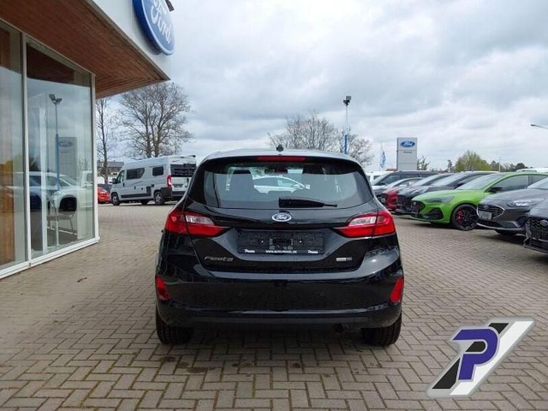 Gebraucht Ford Fiesta Titanium 125 PS (91 kW) 2023 Schwarz(metallic) Kleinwagen