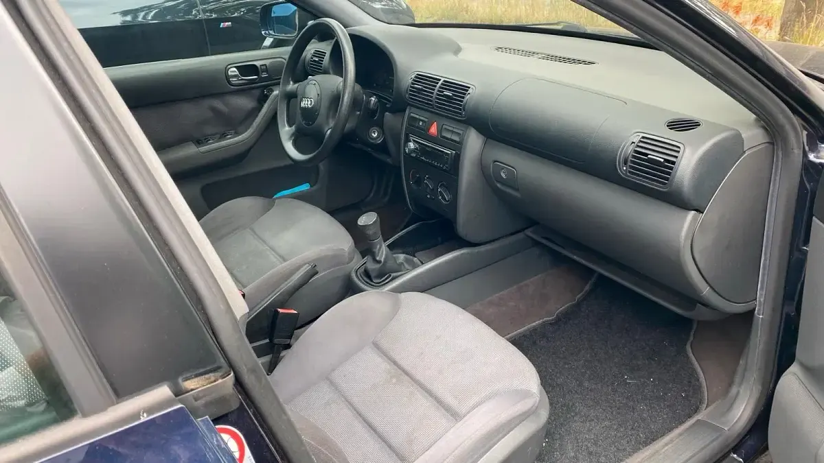 Gebraucht Audi A3 90 PS (66 kW) 1999 Blau Kleinwagen