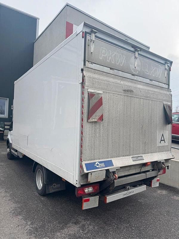 Gebraucht Ford Transit 131 PS (96 kW) 2019 Weiß