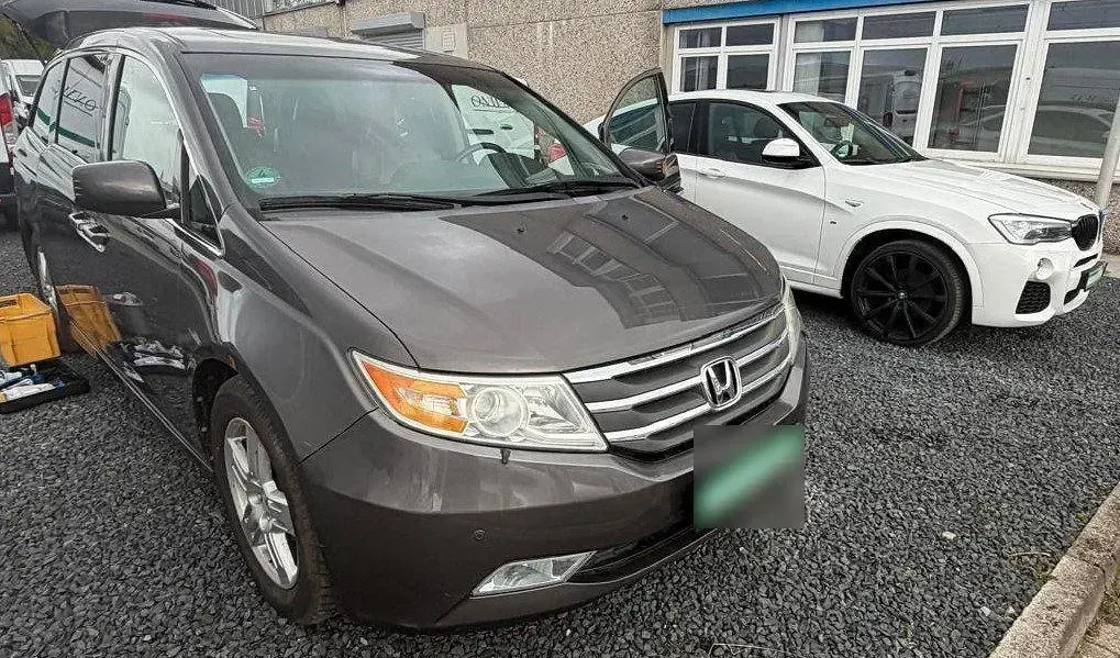 Gebraucht Honda Odyssey 252 PS (185 kW) 2011 Braun Van / Kleinbus