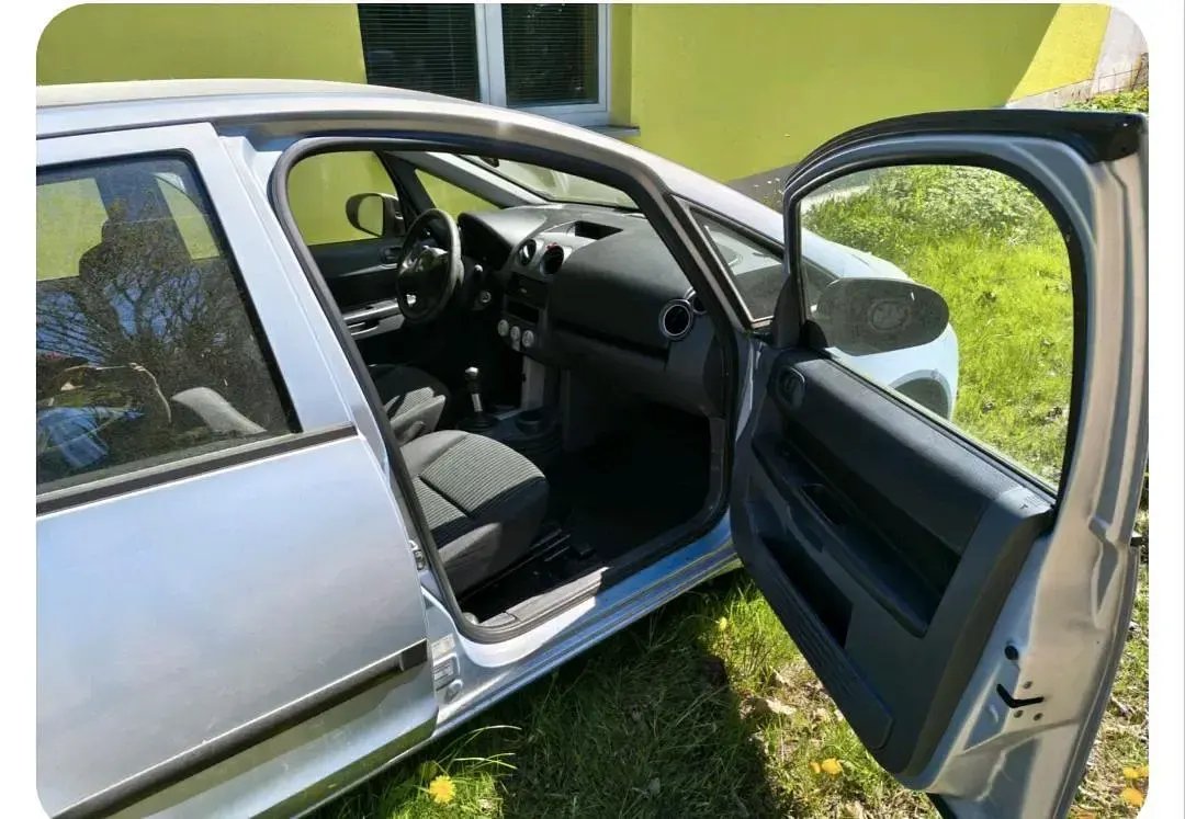 Gebraucht Mitsubishi Colt 70 PS (51 kW) 2008 Silber Kleinwagen