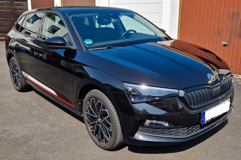 Schwarz Gebraucht 2023 Skoda Scala Style Kleinwagen | 18.500 € (Guter Preis) - Bild 1/4