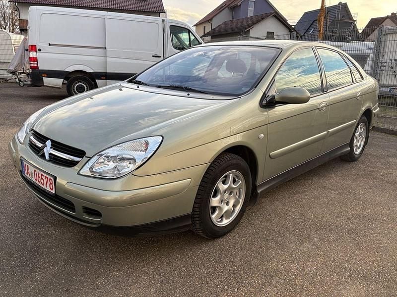 Grau Gebraucht 2003 Citroën C5 Limousine | 1.990 € (Fairer Preis) - Bild 1/4